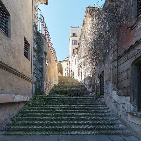 Domus Claudiae - Fromhometorome Buitenkant foto